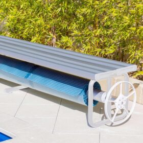 Daisy Under Bench Pool Cover Roller – Clear Anodised – Solar Powered